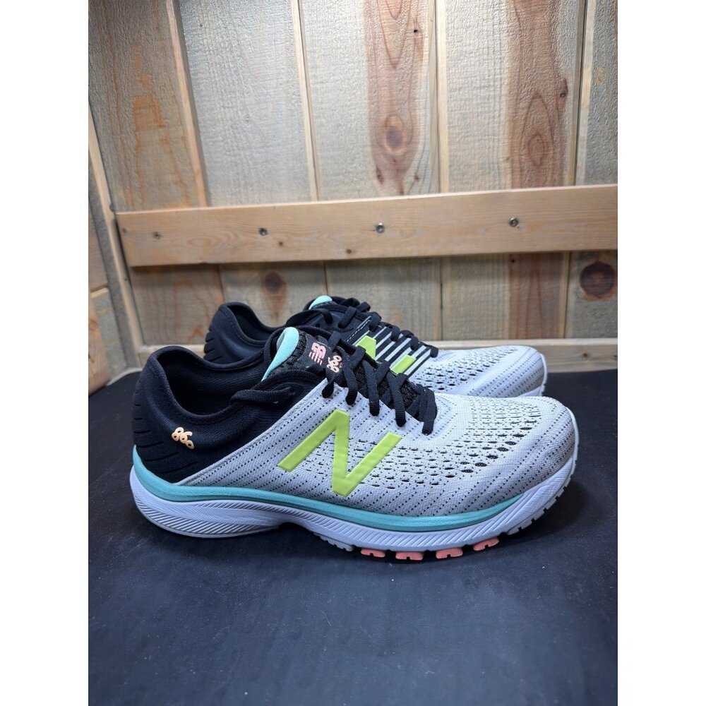 Size 12 New Balance Womens 860 V10 W860D10 Gray Running Shoes